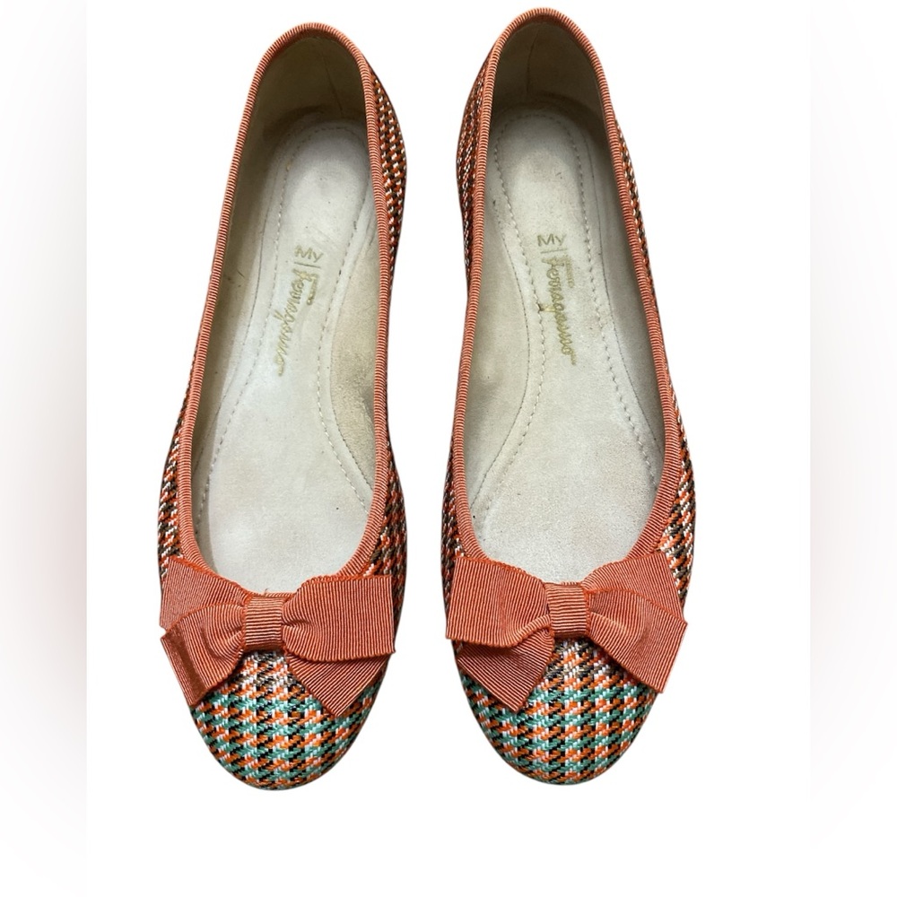 Salvatore Ferragamo Tri-Color Woven Straw and Leather Bow Ballet Flats.